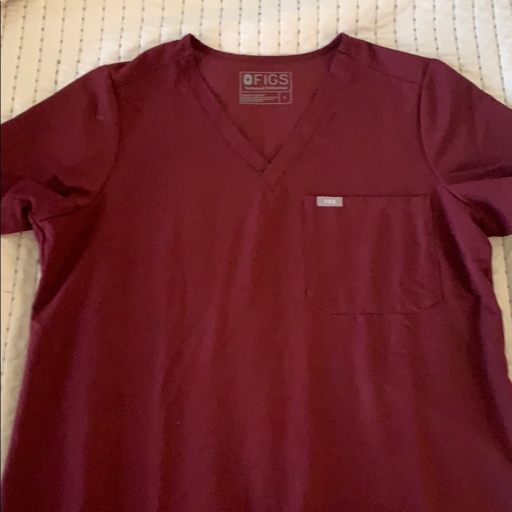 Figs Catarina scrub top size large burgundy